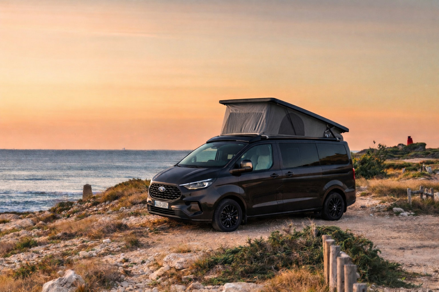 Van Louise Van face à la mer